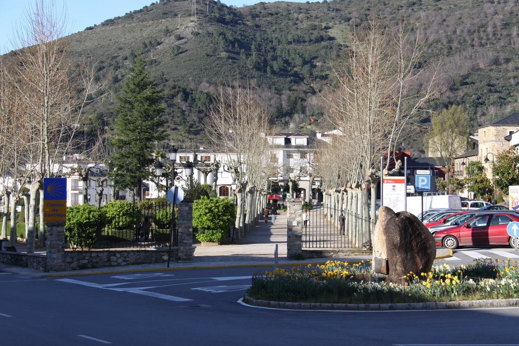 Venecia Bed&Breakfast Villafranca Del Bierzo Bagian luar foto