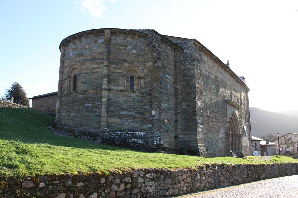 Venecia Bed&Breakfast Villafranca Del Bierzo Bagian luar foto