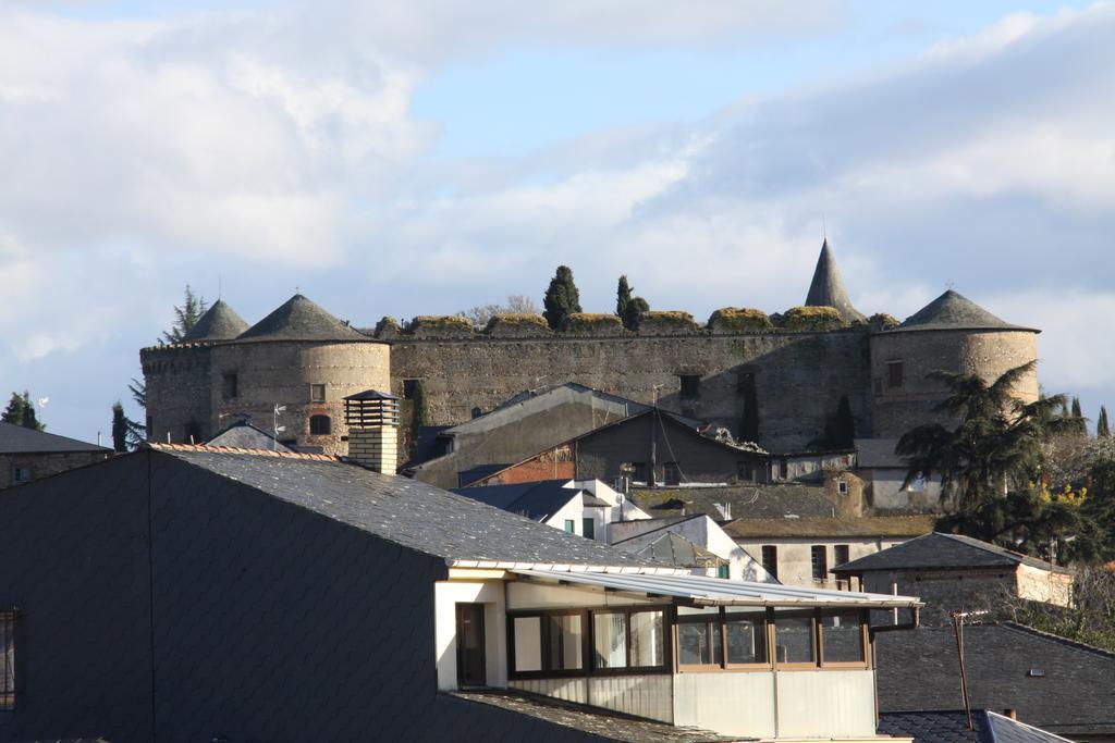 Venecia Bed&Breakfast Villafranca Del Bierzo Bagian luar foto
